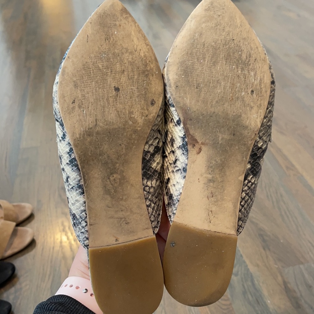 Steve Madden Snake Slip Ons Size 7.5 - Picture 4 of 4